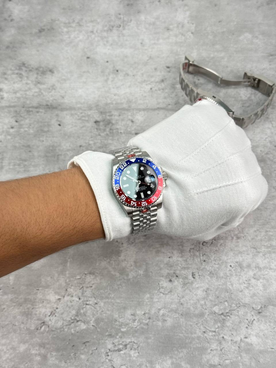 GMT Pepsi